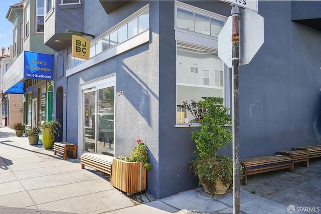 267 Bonview St, San Francisco, CA 94110 - property entrance featuring stucco siding