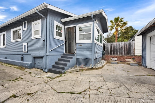 2830 Parker Ave, Oakland, CA 94605 - view of front facade