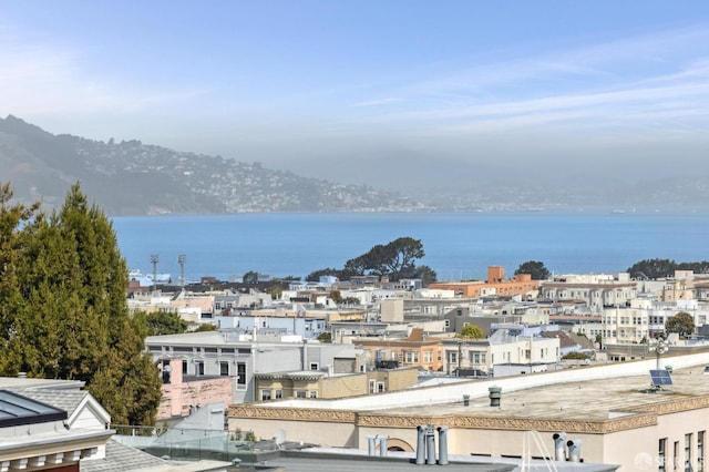 2344 Franklin St, San Francisco, CA 94123 - water view featuring a mountain view