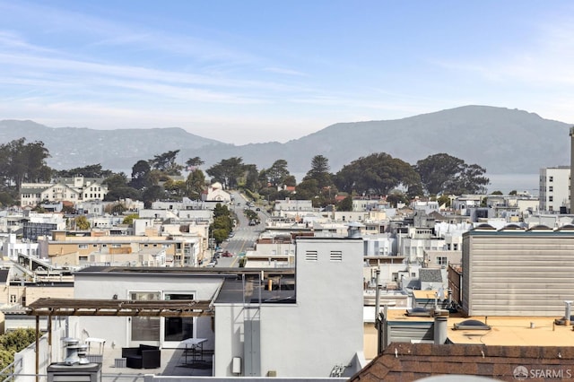 2344 Franklin St, San Francisco, CA 94123 - view of city featuring a mountain view