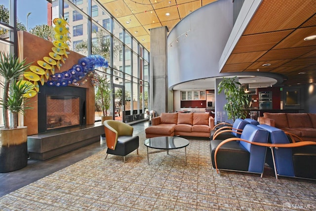 170 King St Unit 1006, San Francisco, CA 94107 - community lobby with a high ceiling and a wall of windows
