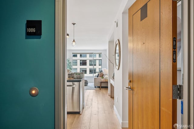 170 King St Unit 1006, San Francisco, CA 94107 - hall with light wood-style floors