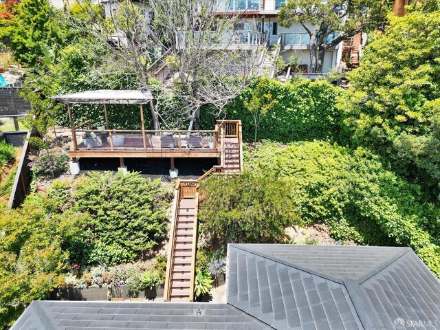 1751 Leimert Blvd, Oakland, CA 94602 - exterior view of stairway