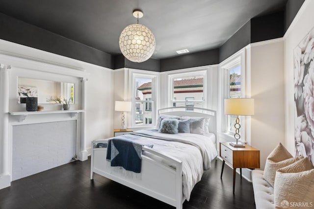 1034 Jackson St, San Francisco, CA 94133 - bedroom featuring dark wood-type flooring