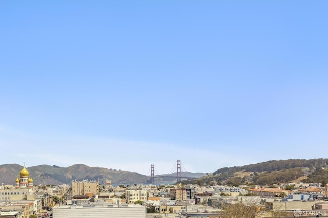 2440-2442 Balboa St, San Francisco, CA 94121 - view of mountain background featuring nearby urban area