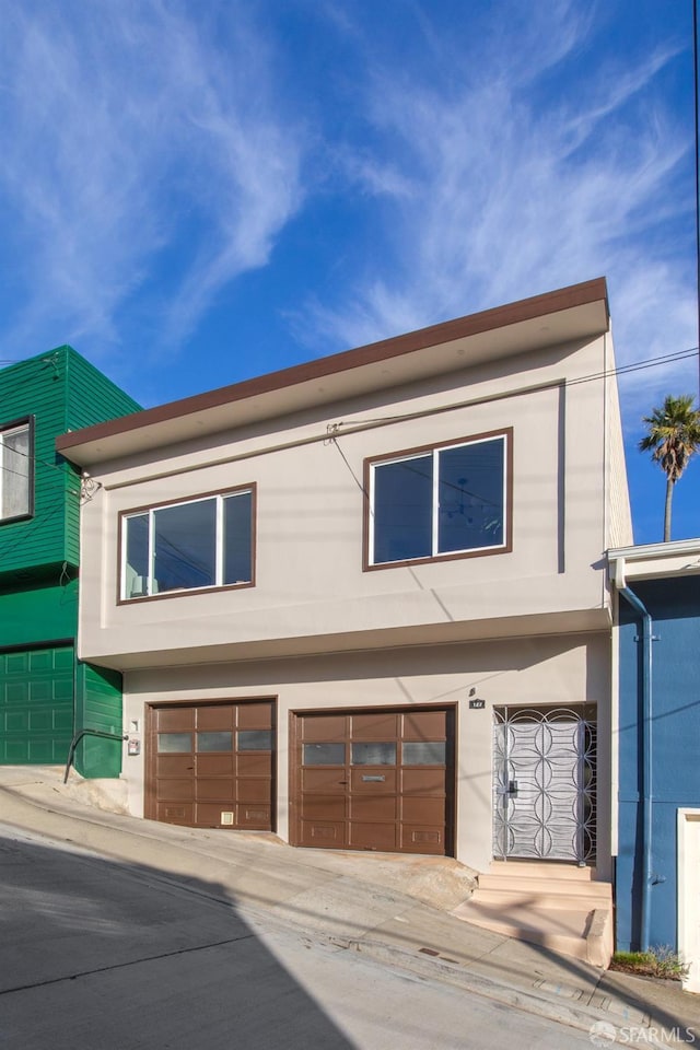 view of front facade with a garage