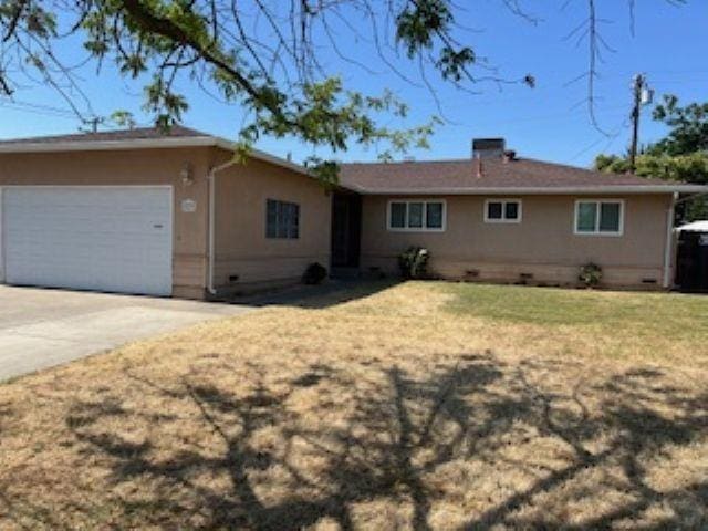 529 W Iris Ave, Stockton, CA 95210 - photo 1