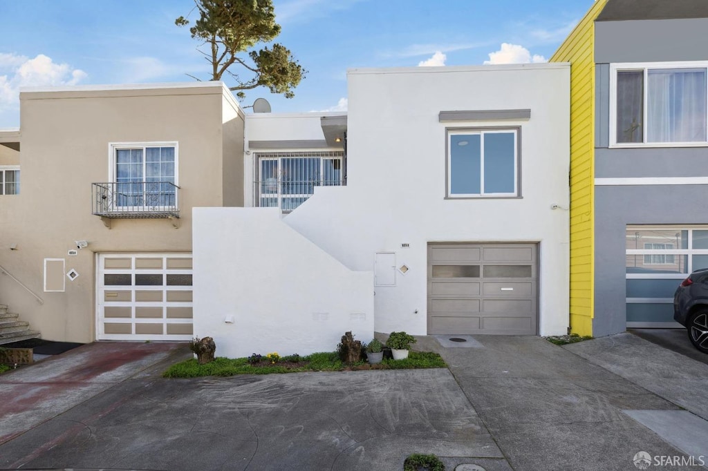 view of townhome / multi-family property