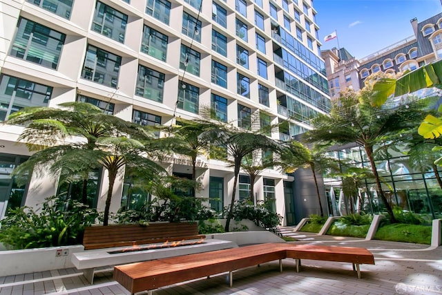 1688 Pine St Unit E709, San Francisco, CA 94109 - view of property's community