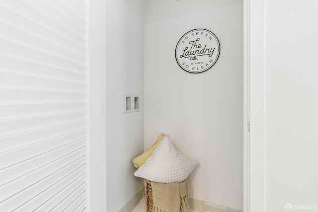 1688 Pine St Unit E709, San Francisco, CA 94109 - laundry view of baseboards