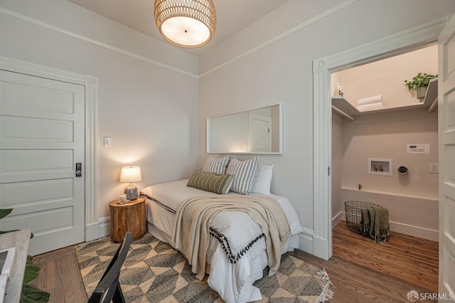 278 Whitney St, San Francisco, CA 94131 - bedroom featuring wood finished floors and baseboards