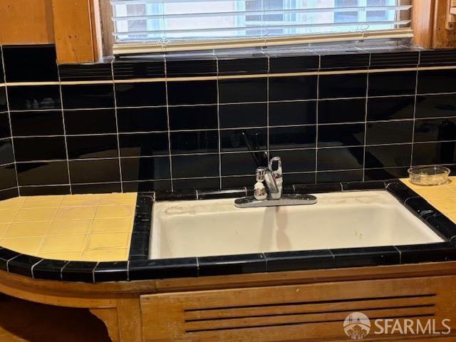 230 Castro St, San Francisco, CA 94114 - photo 15