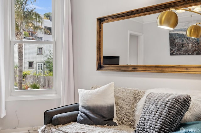 243 Henry St Unit A, San Francisco, CA 94114 - sitting room with ornamental molding and healthy amount of natural light