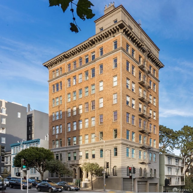 1800 Gough St Unit 7, San Francisco, CA 94109 - view of building exterior