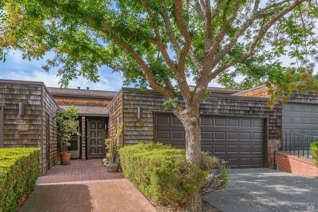 view of front of house with a garage