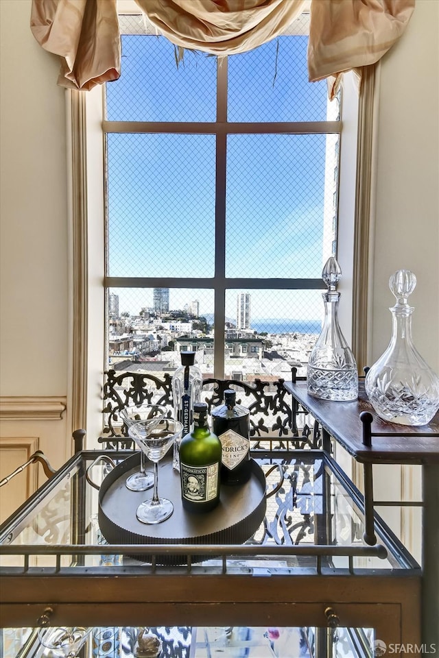 1190 Sacramento St Unit 6, San Francisco, CA 94108 - dining room with a city view