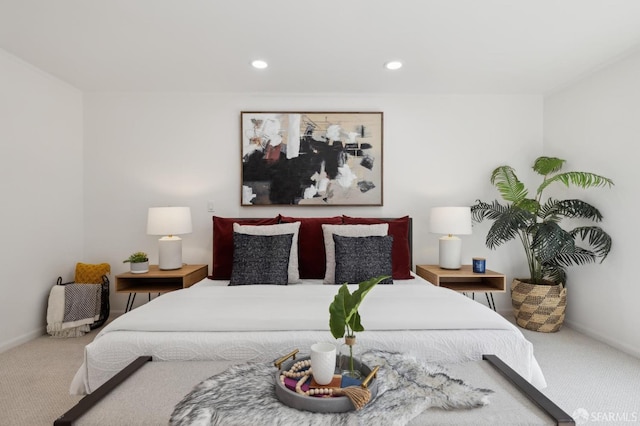 bedroom featuring carpet floors, baseboards, and recessed lighting