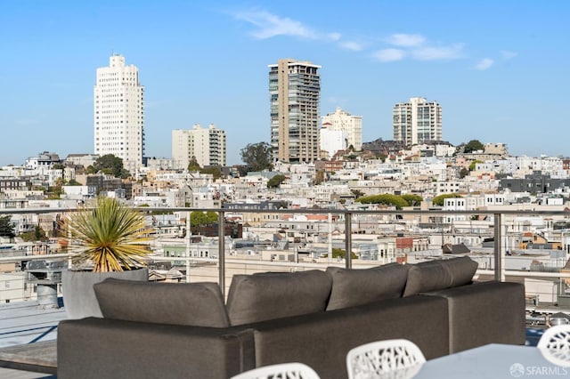 balcony featuring outdoor lounge area