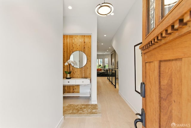 4038 18th St, San Francisco, CA 94114 - foyer entrance with recessed lighting and light wood finished floors