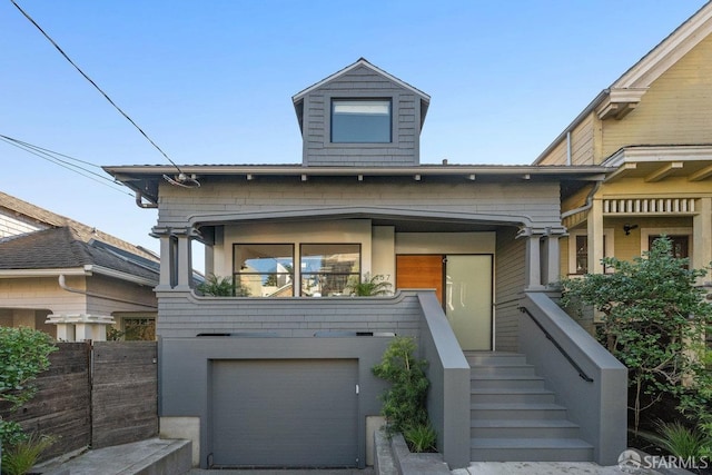 view of front facade with a garage