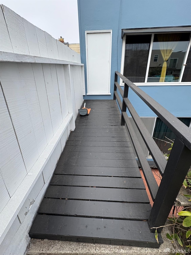 1646 19th Ave, San Francisco, CA 94122 - view of wooden deck