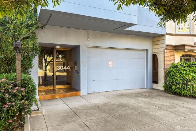 3044 Franklin St Unit 302, San Francisco, CA 94123 - garage with concrete driveway