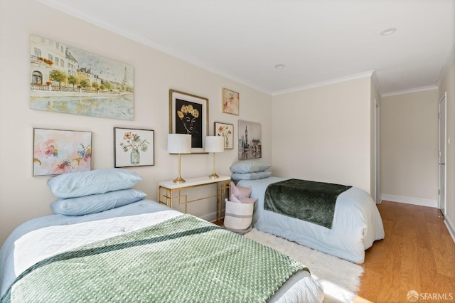 3044 Franklin St Unit 302, San Francisco, CA 94123 - bedroom featuring ornamental molding, wood finished floors, and baseboards