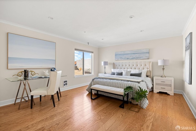 3044 Franklin St Unit 302, San Francisco, CA 94123 - bedroom with crown molding, wood finished floors, and baseboards