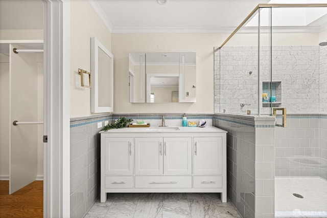 3044 Franklin St Unit 302, San Francisco, CA 94123 - full bath featuring tiled shower, tile walls, crown molding, vanity, and wainscoting