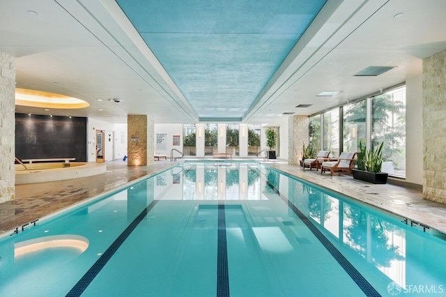333 1st St Unit N307, San Francisco, CA 94105 - view of indoor pool