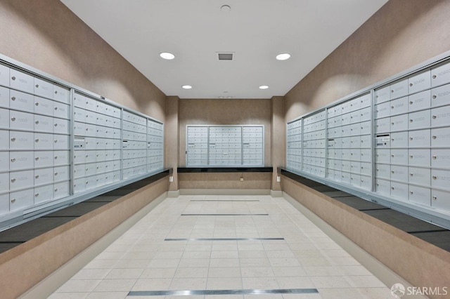 333 1st St Unit N307, San Francisco, CA 94105 - surrounding community with mail area and recessed lighting