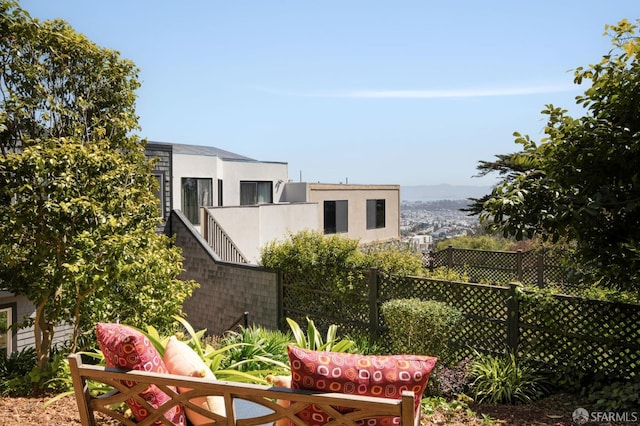 773 Duncan St, San Francisco, CA 94131 - view of yard featuring stairway