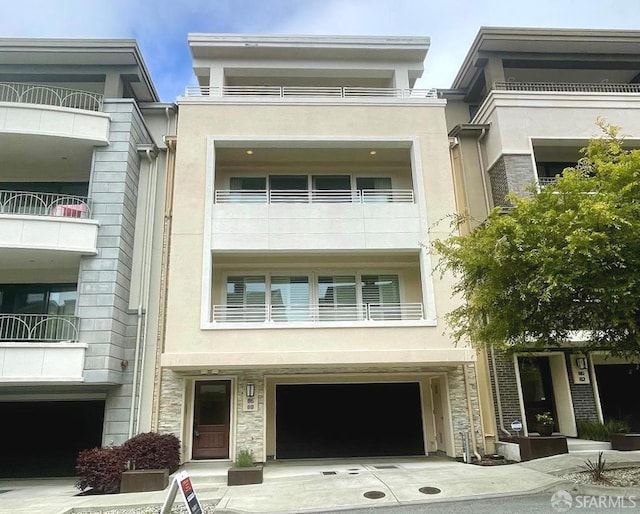 view of front of home with a garage