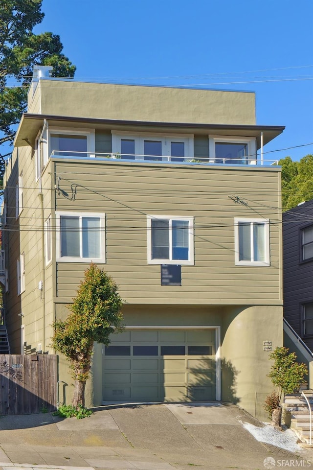 Listing photo 2 for 2049-2055 9th Ave, San Francisco CA 94116