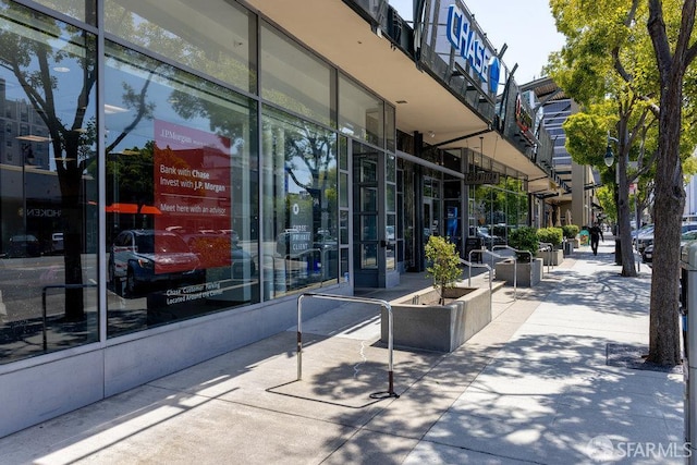 16 Barneson Ave, San Mateo, CA 94402 - view of patio / terrace
