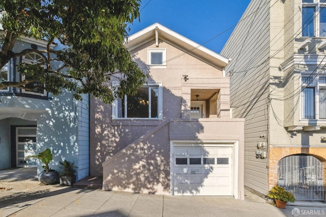 view of front of house with a garage