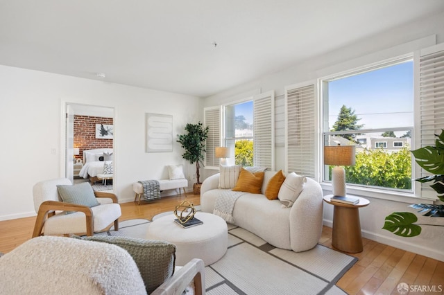 323 29th St Unit C301, San Francisco, CA 94131 - living room featuring baseboards and wood finished floors