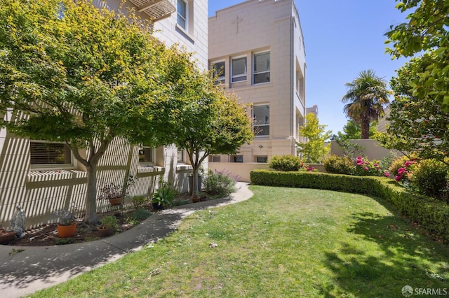 323 29th St Unit C301, San Francisco, CA 94131 - view of yard