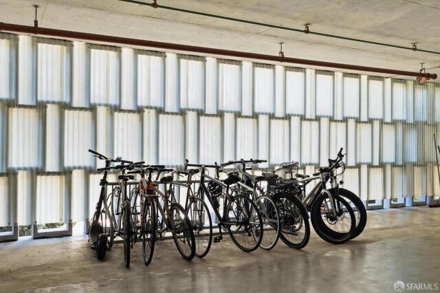 1333 Jones St Unit 508, San Francisco, CA 94109 - view of garage