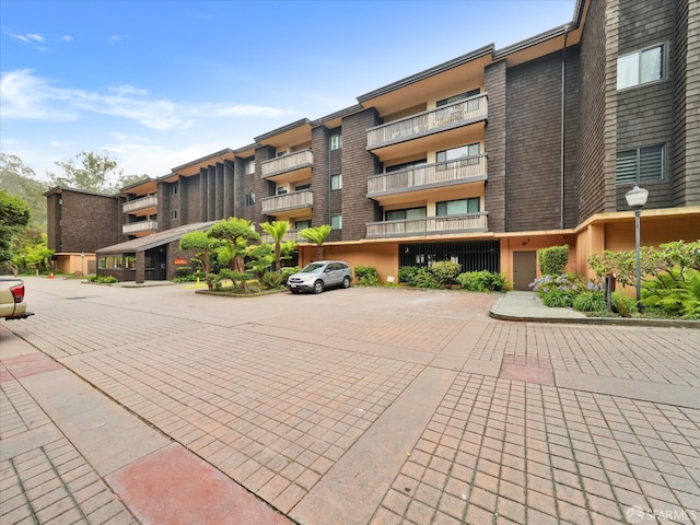 2790 19th Ave Unit 21, San Francisco, CA 94132 - view of property with uncovered parking