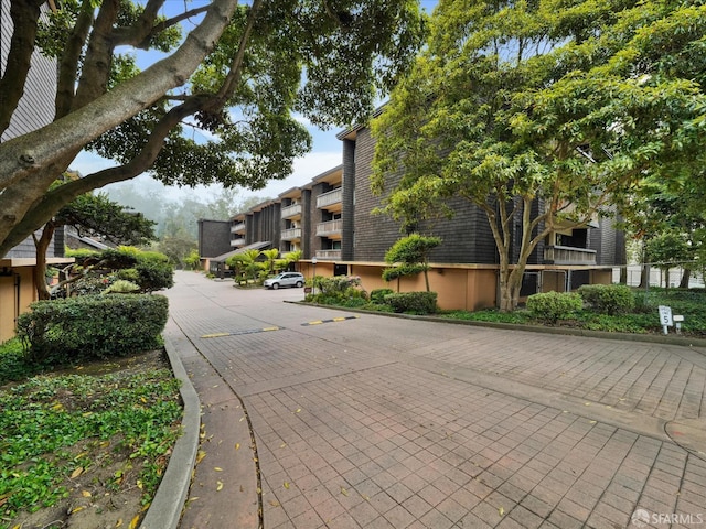 2790 19th Ave Unit 21, San Francisco, CA 94132 - view of decorative road with curbs