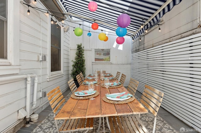 50 Perine Pl, San Francisco, CA 94115 - wooden terrace featuring outdoor dining area