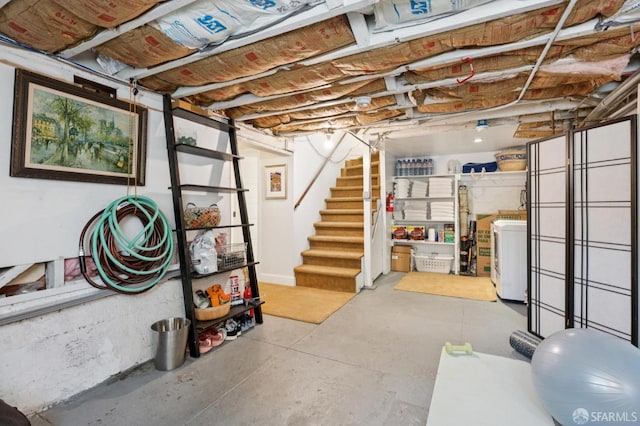 50 Perine Pl, San Francisco, CA 94115 - unfinished below grade area featuring washer / clothes dryer and stairs
