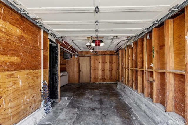 207 Eureka St, San Francisco, CA 94114 - garage featuring a garage door opener