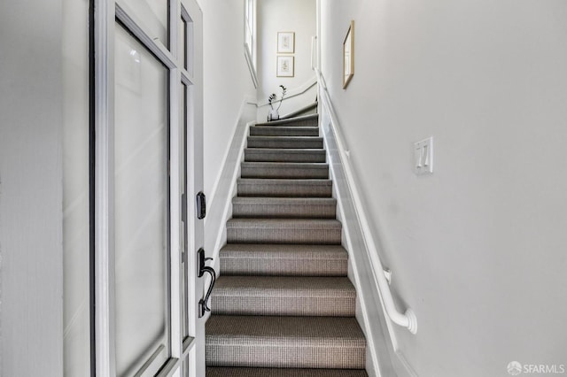 207 Eureka St, San Francisco, CA 94114 - view of staircase