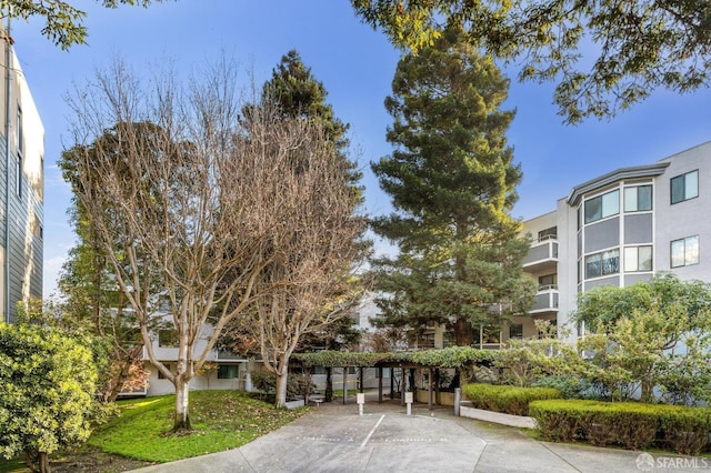 360 Guerrero St Unit 408, San Francisco, CA 94103 - view of community