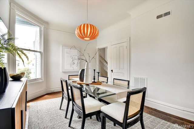 27 Hartford St, San Francisco, CA 94114 - dining area with light wood finished floors