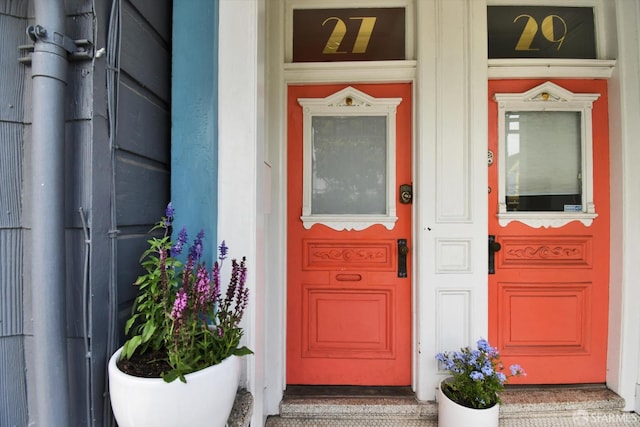 27 Hartford St, San Francisco, CA 94114 - entrance to property featuring covered porch