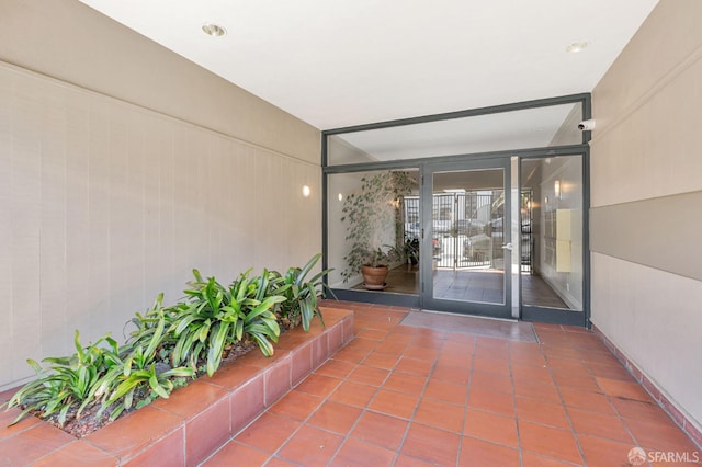 1734 Bay St Unit 103, San Francisco, CA 94123 - view of exterior entry with a security system
