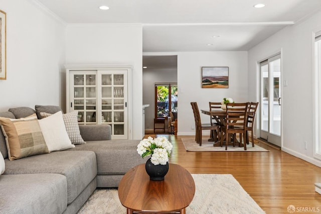 744 Crompton Rd, Redwood City, CA 94061 - living area featuring light wood-type flooring and recessed lighting